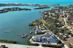 516 Tamiami Trail S, Nokomis, FL 34275 - Photo 1