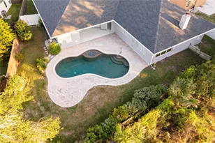 566 Oak Bay Dr, Osprey, FL 34229 - Photo 11