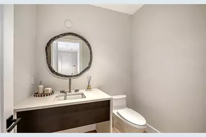 253 Golden Gate Point #701, Sarasota, FL 34236 - Photo 23