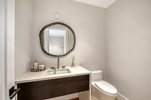 253 Golden Gate Point, Sarasota, FL 34236 - Photo 23