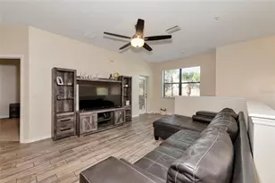 4134 Via Piedra Cir, Sarasota, FL 34233 - Photo 7