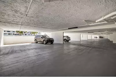 1485 Gulf Of Mexico Drive #303, Longboat Key, FL 34228 - Photo 45