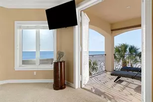 13423 Gulf Ln, Madeira Beach, FL 33708 - Photo 35