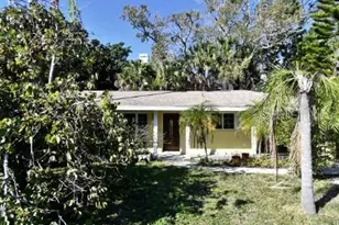 3904 Maravic Pl, Sarasota, FL 34231 - Photo 1