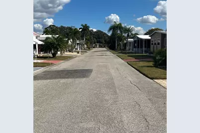 808 53rd Avenue E #209, Bradenton, FL 34203 - Photo 3