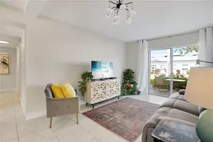 2211 Sunset Dr, Bradenton, FL 34207 - Photo 3