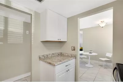 2211 Sunset Drive #E3, Bradenton, FL 34207 - Photo 17