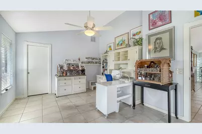 8142 Misty Oaks Boulevard, Sarasota, FL 34243 - Photo 25