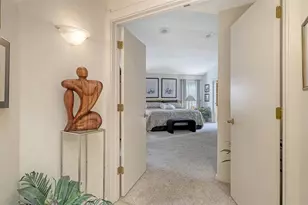 8142 Misty Oaks Blvd, Sarasota, FL 34243 - Photo 15