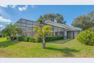 8142 Misty Oaks Boulevard, Sarasota, FL 34243 - Photo 33