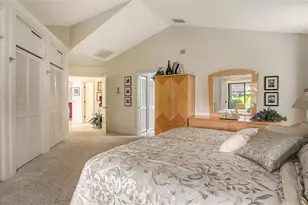 8142 Misty Oaks Blvd, Sarasota, FL 34243 - Photo 17