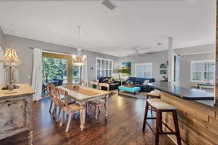 4511 Del Sol Blvd S, Sarasota, FL 34243 - Photo 9