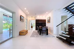 1347 Harbor Dr, Sarasota, FL 34239 - Photo 35