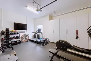 1347 Harbor Dr, Sarasota, FL 34239 - Photo 83