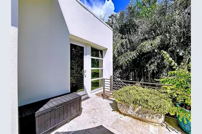 1347 Harbor Drive, Sarasota, FL 34239 - Photo 9