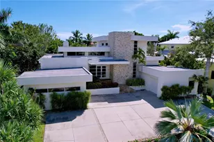 1347 Harbor Dr, Sarasota, FL 34239 - Photo 89