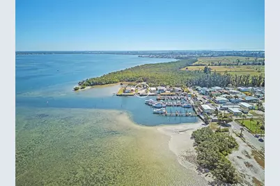 3510 115th Street W, Bradenton, FL 34210 - Photo 7