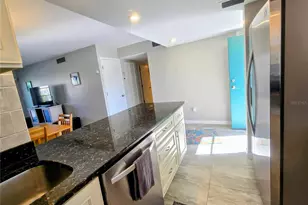 1257 S Portofino Dr, Sarasota, FL 34242 - Photo 5