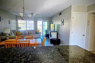 1257 S Portofino Dr, Sarasota, FL 34242 - Photo 9