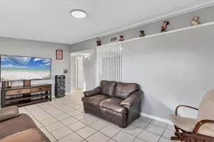 7808 Parish Pl, Tampa, FL 33619 - Photo 5