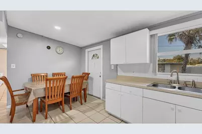 7808 Parish Place, Tampa, FL 33619 - Photo 7