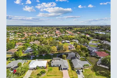 4423 Meadow Creek Circle, Sarasota, FL 34233 - Photo 57