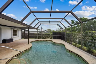 4423 Meadow Creek Circle, Sarasota, FL 34233 - Photo 7