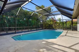 6808 Friendship Dr, Sarasota, FL 34241 - Photo 23