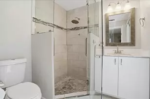 6808 Friendship Dr, Sarasota, FL 34241 - Photo 19