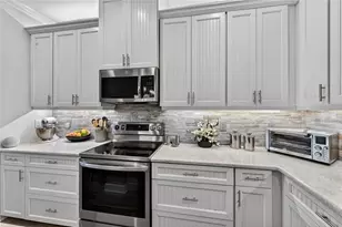 6909 Playa Bella Dr, Bradenton, FL 34209 - Photo 15