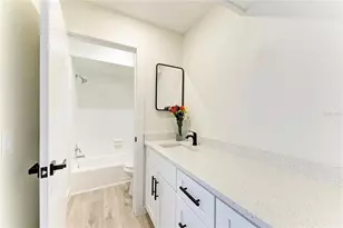 800 S Boulevard of the Presidents, Sarasota, FL 34236 - Photo 25