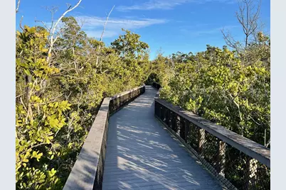 800 S Blvd Of The Presidents #9, Sarasota, FL 34236 - Photo 77