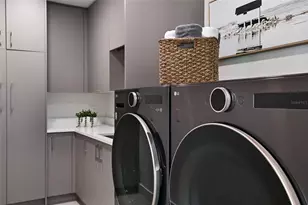 635 Mourning Dove Dr, Sarasota, FL 34236 - Photo 31