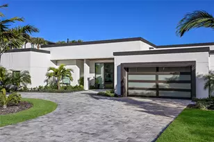 635 Mourning Dove Dr, Sarasota, FL 34236 - Photo 13