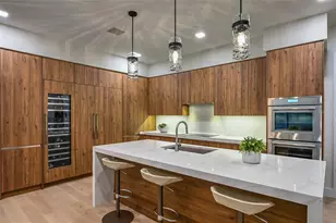 635 Mourning Dove Dr, Sarasota, FL 34236 - Photo 9