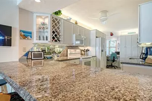 19 Whispering Sands Dr, Sarasota, FL 34242 - Photo 25