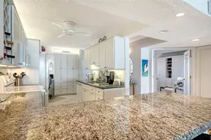 19 Whispering Sands Dr, Sarasota, FL 34242 - Photo 27