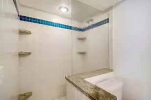 19 Whispering Sands Dr, Sarasota, FL 34242 - Photo 37