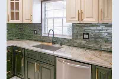 2411 Aspinwall Street #2411, Sarasota, FL 34237 - Photo 5