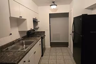 940 Osborne Dr, Sarasota, FL 34234 - Photo 3