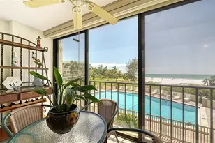 19 Whispering Sands Dr, Sarasota, FL 34242 - Photo 15