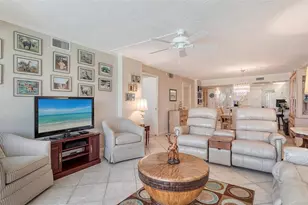 19 Whispering Sands Dr, Sarasota, FL 34242 - Photo 19