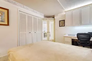 19 Whispering Sands Dr, Sarasota, FL 34242 - Photo 29