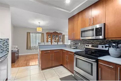 5775 Timber Lake Drive, Sarasota, FL 34243 - Photo 13