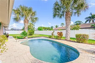 5775 Timberlake Dr, Sarasota, FL 34243 - Photo 29