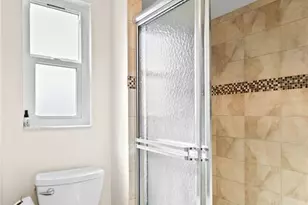 5775 Timberlake Dr, Sarasota, FL 34243 - Photo 17