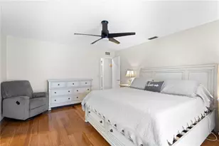 5775 Timberlake Dr, Sarasota, FL 34243 - Photo 15