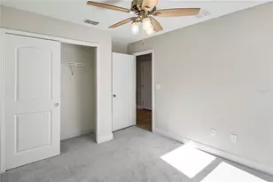 7326 34th Ct E, Sarasota, FL 34243 - Photo 13