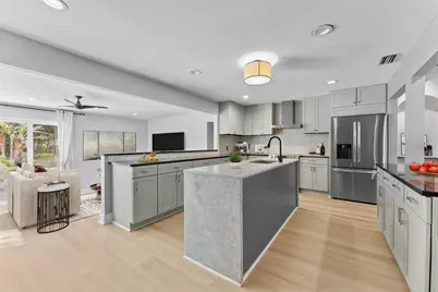 1740 S Orange Avenue, Sarasota, FL 34239 - Photo 17