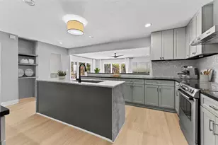 1740 S Orange Ave, Sarasota, FL 34239 - Photo 15